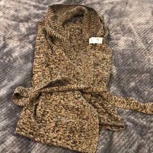 NWT: Gap Heather Brown sweat vest